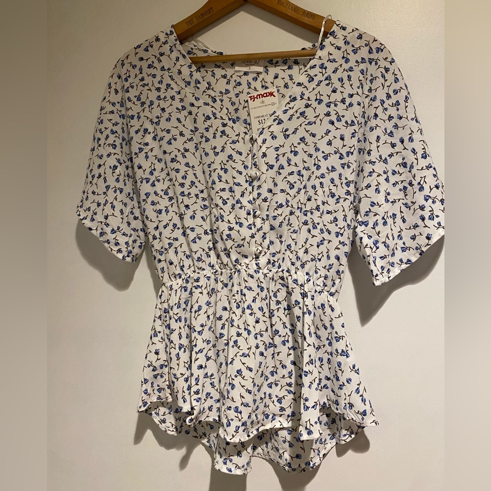 Size small blouse